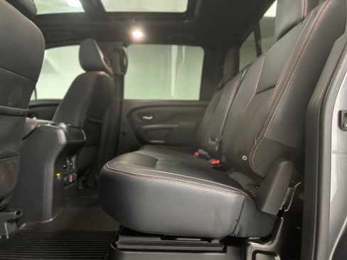 Used 2024 Nissan Titan PRO-4X w/ Pro-4x Convenience Package AWD/4WD image 23