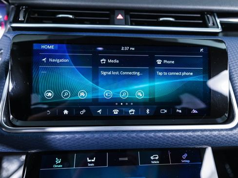 Used 2020 Land Rover Range Rover Velar S AWD/4WD image 31