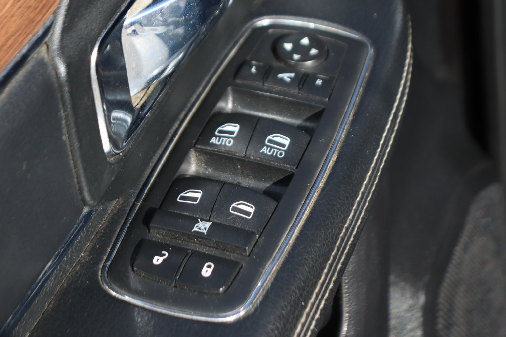 Used 2017 RAM 2500 Laramie w/ Sport Appearance Group AWD/4WD image 18