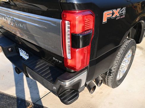 Used 2024 Ford F350 King Ranch image 12