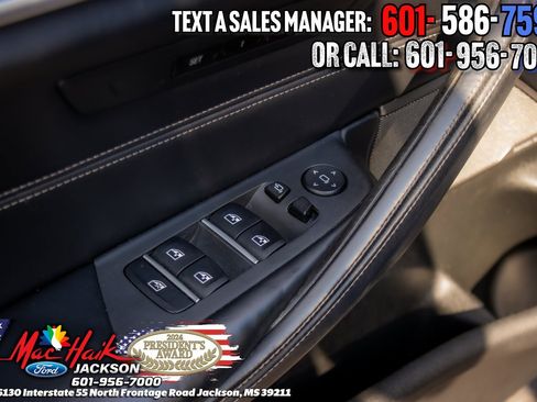 Used 2020 BMW M550i xDrive w/ Premium Package image 9