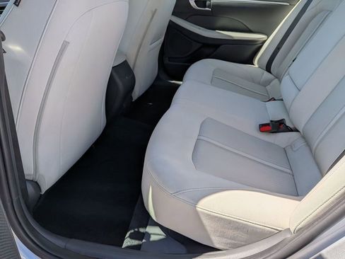 Used 2025 Hyundai Sonata SEL FWD image 27