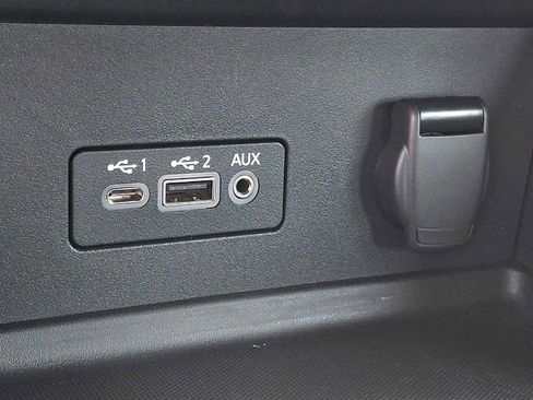 Used 2023 Nissan Sentra SV image 23