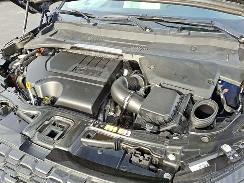 Used 2023 Land Rover Discovery Sport SE image 27