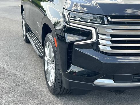 Used 2021 Chevrolet Tahoe High Country RWD image 12