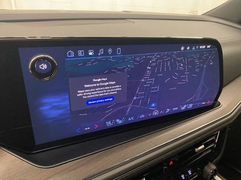 New 2026 Chevrolet Tahoe High Country AWD/4WD image 19