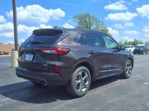 Used 2023 Ford Escape ST-Line w/ Tech Pack #1 AWD/4WD image 6