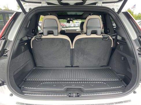 New 2026 Volvo XC90 T8 Plus w/ Protection Package Premier AWD/4WD image 30