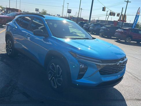 New 2026 Chevrolet Trax RS FWD image 7