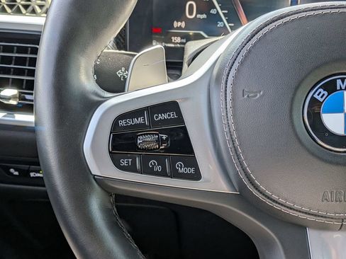 Used 2024 BMW X5 sDrive40i w/ M Sport Package RWD image 29
