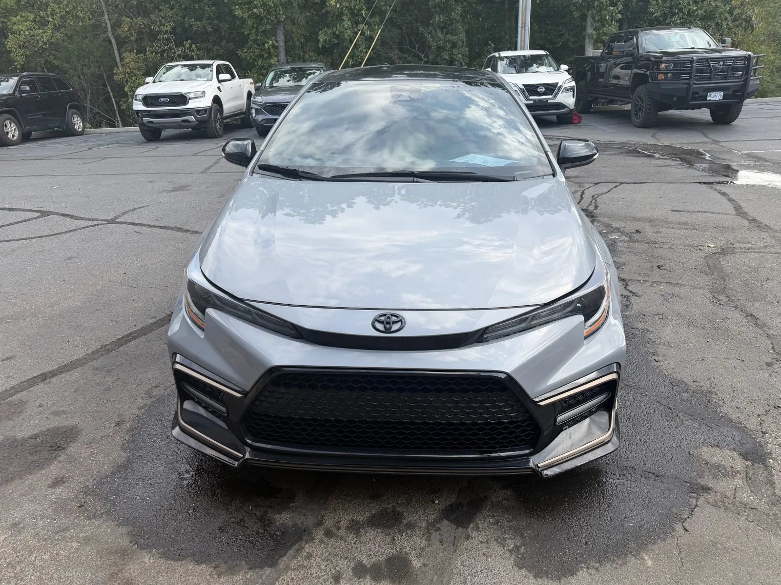 Used 2022 Toyota Corolla SE w/ Carpet Mat Package (TMS) FWD image 6