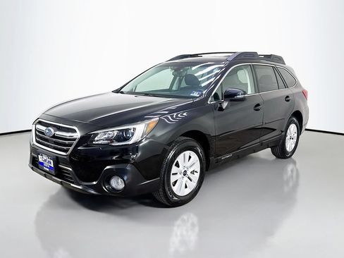 Used 2019 Subaru Outback 2.5i Premium AWD/4WD image 3