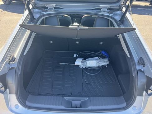 Used 2024 Toyota Prius Prime Premium image 31