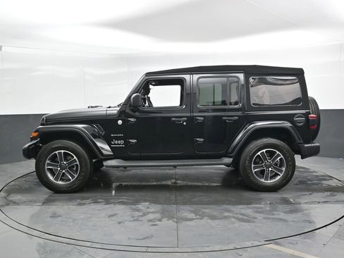 Used 2023 Jeep Wrangler Sahara w/ LED Lighting Group image 8