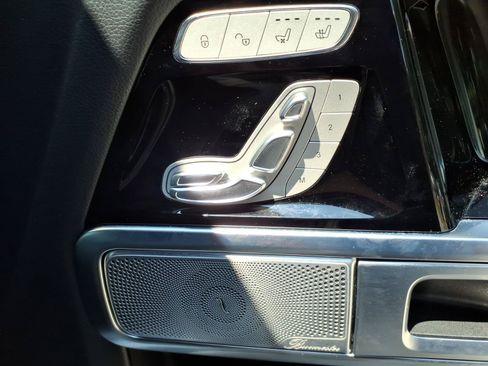 Used 2025 Mercedes-Benz G 550 image 25