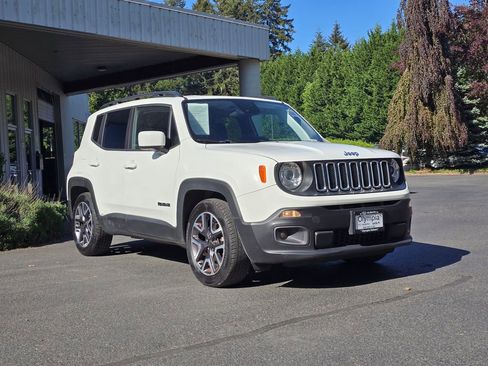 Used 2018 Jeep Renegade Latitude w/ Advanced Technology Group FWD image 1