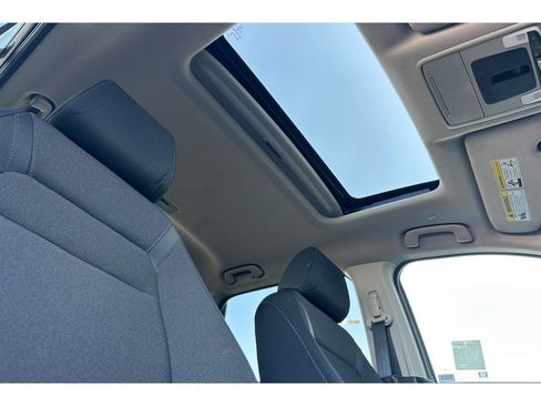 Used 2025 Honda CR-V EX image 19