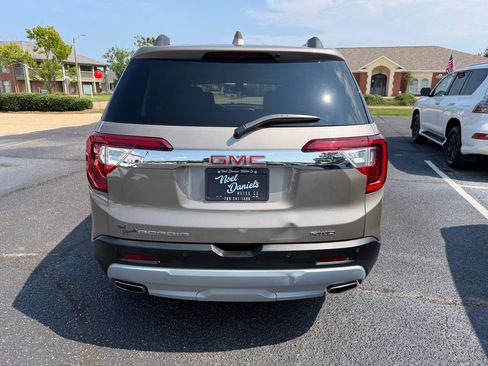 Used 2023 GMC Acadia SLE w/ Driver Convenience Package AWD/4WD image 6