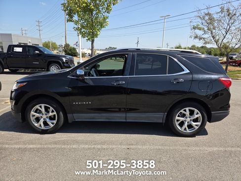 Used 2018 Chevrolet Equinox Premier FWD image 3