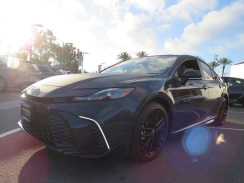 Certified 2026 Toyota Camry SE image 3