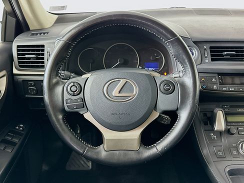 Used 2017 Lexus CT 200h w/ Seat Comfort Package image 17