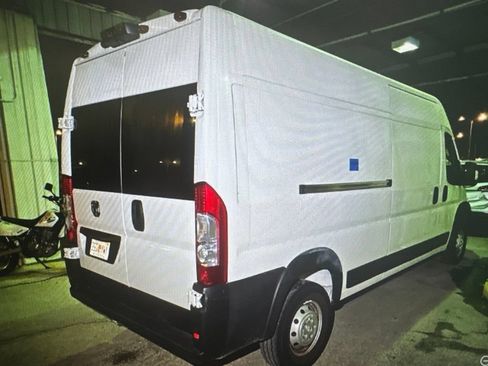 Used 2023 RAM ProMaster 2500 FWD image 4