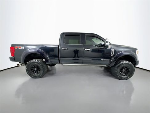 Used 2020 Ford F350 Platinum image 9