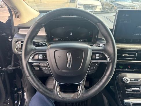 Certified 2023 Lincoln Nautilus AWD w/ Premium Package image 16