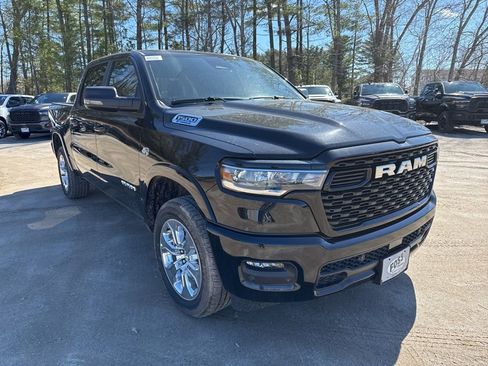 New 2026 RAM 1500 4x4 Crew Cab image 7