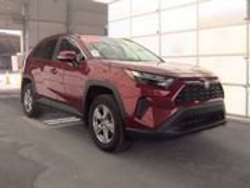 Certified 2025 Toyota RAV4 XLE w/ Convenience Package FWD image 4