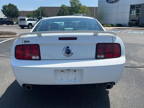 Used 2007 Ford Mustang GT Premium RWD image 7