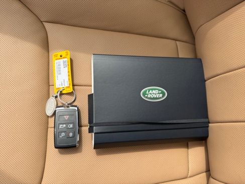 Certified 2023 Land Rover Range Rover Sport SE AWD/4WD image 21