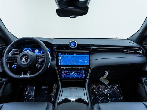 New 2024 Maserati Grecale GT image 36