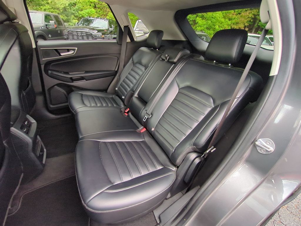 Used 2024 Ford Edge SEL AWD/4WD image 15