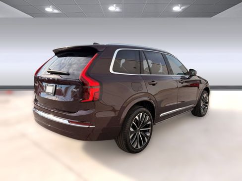 New 2026 Volvo XC90 B6 Plus image 8