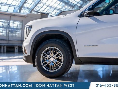 Used 2025 GMC Acadia Elevation image 42