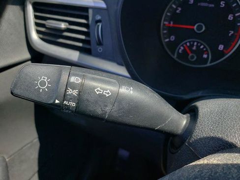 Used 2019 Kia Optima LX FWD image 29