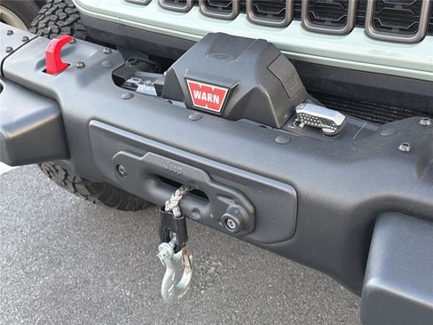 Used 2024 Jeep Wrangler Unlimited Rubicon image 6