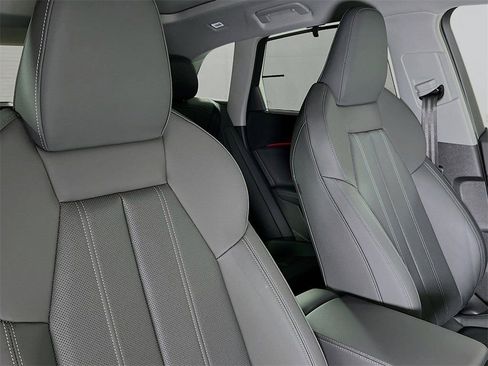 New 2025 Audi Q5 2.0T Premium Plus image 28