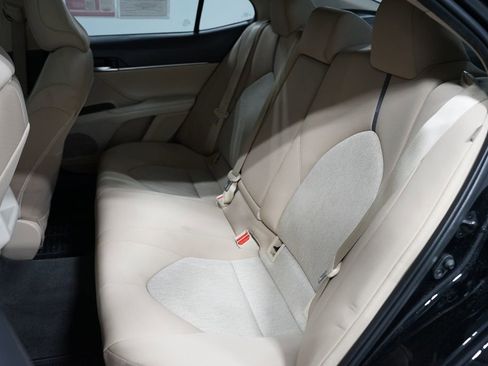 Certified 2022 Toyota Camry LE image 26