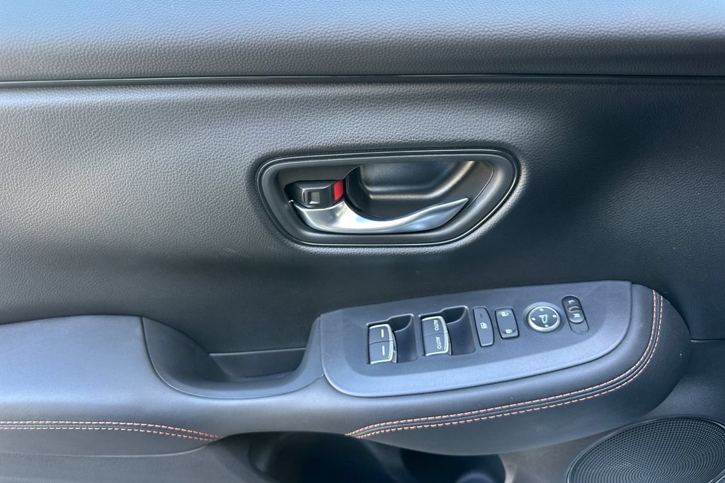 Certified 2027 Honda HR-V Sport image 34