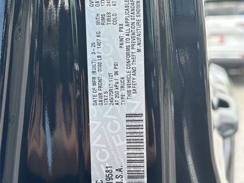 New 2025 Jeep Gladiator Sport image 30