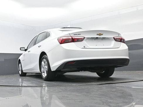 Used 2022 Chevrolet Malibu LT image 28