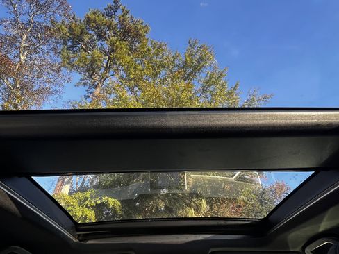 Used 2019 Toyota RAV4 XSE image 37