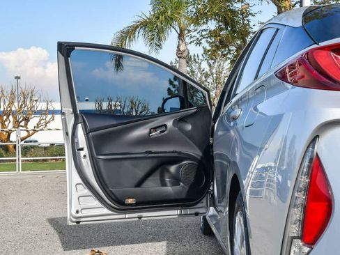 Used 2022 Toyota Prius Prime LE image 20