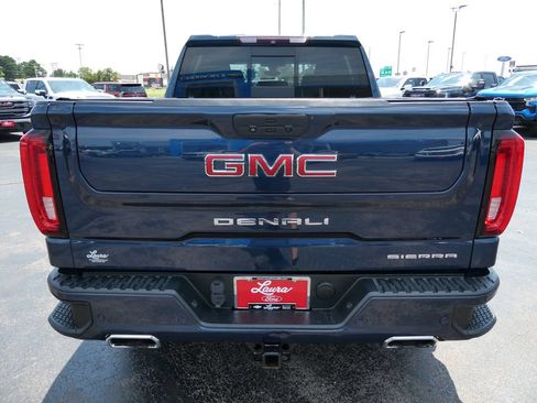 Used 2019 GMC Sierra 1500 Denali w/ Denali Ultimate Package AWD/4WD image 6
