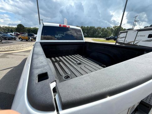 Used 2025 RAM 2500 Big Horn image 6