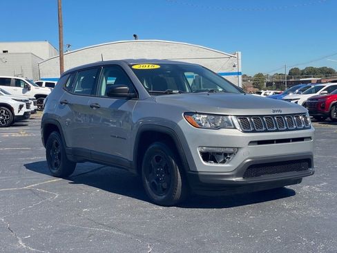 Used 2018 Jeep Compass Sport w/ Cold Weather Group image 1