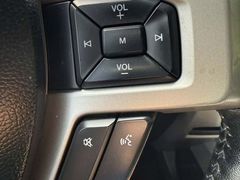 Used 2019 Ford F150 Lariat AWD/4WD image 19