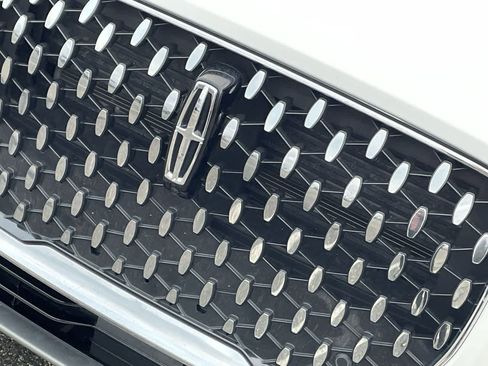 Used 2023 Lincoln Corsair Reserve w/ Equipment Group 201A image 35